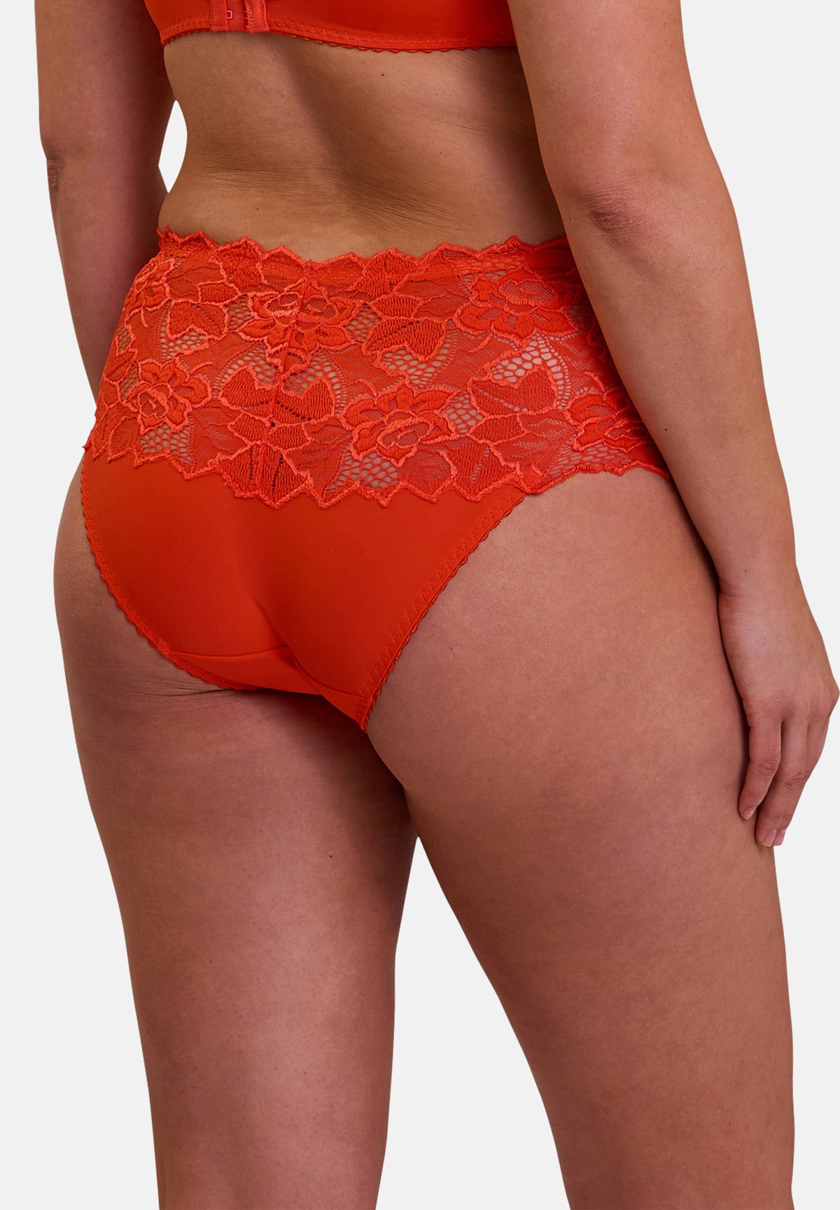 Arum saison brief - Nadia Lingerie